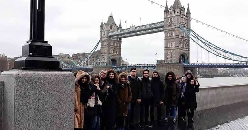 Öğrenciler İngiltere'den döndü
