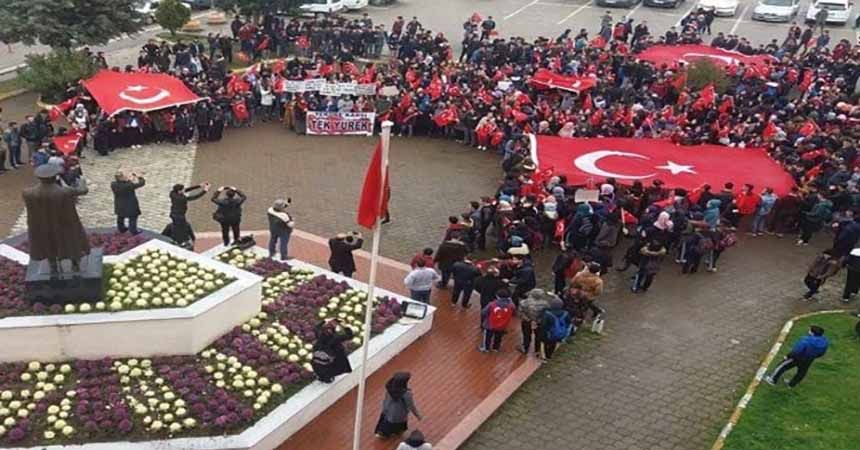 Vezirköprü, şehitler için yürüdü