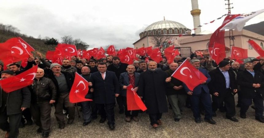 Şehitler Akalan'da anıldı