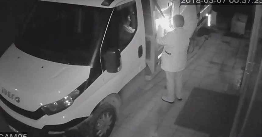 Koca mağazayı işte böyle yaktı