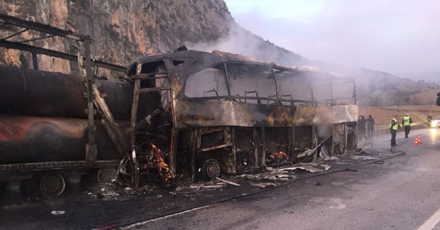 Çorum’da kahreden kaza: 13 ölü