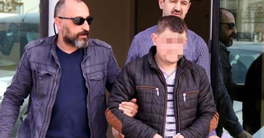 Gizlice resim çekiyordu! Tutuklandı