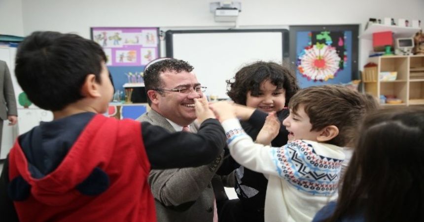 Taşçı, miniklerle buluştu