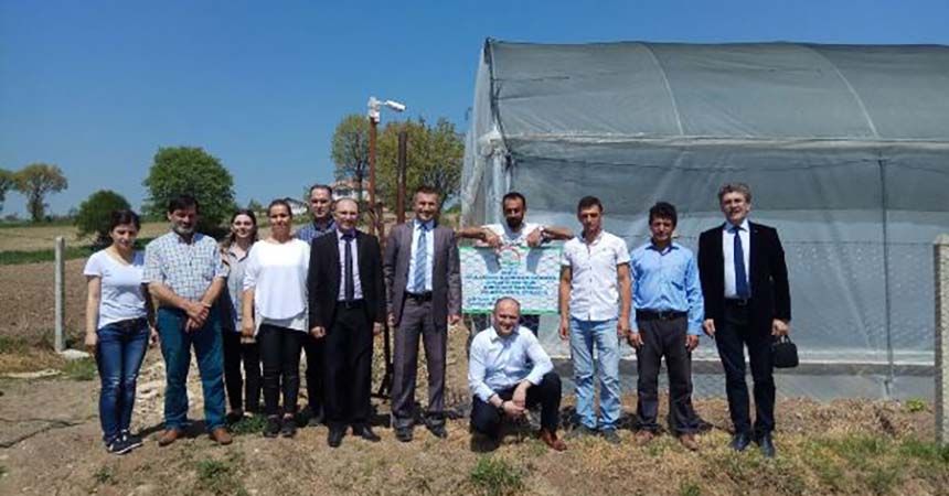 Vezirköprü'de genç çiftçilere ziyaret Vezirköprü'de genç çiftçilere ziyaret