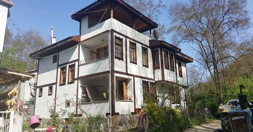 Köklerine sahip çıktılar