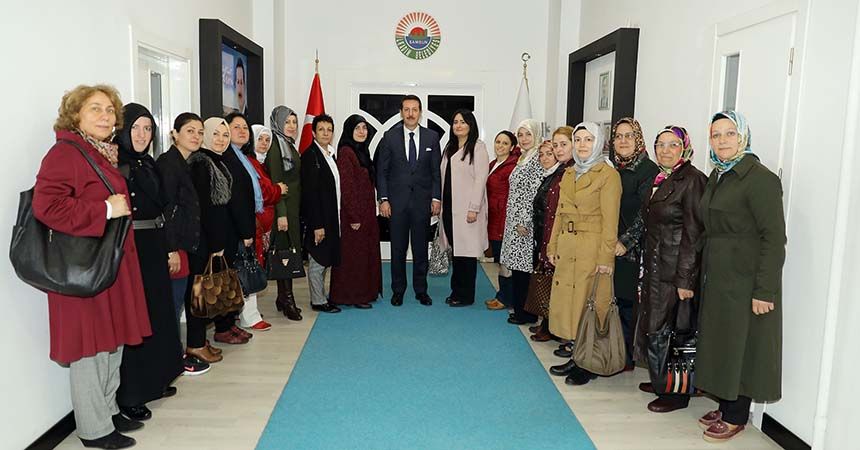 Başkan Tok, Kadın Kolları'nı ağırladı