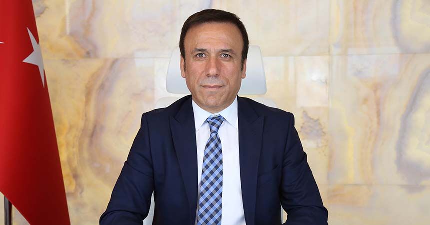 Genç: Milletin tokadını yiyecekler