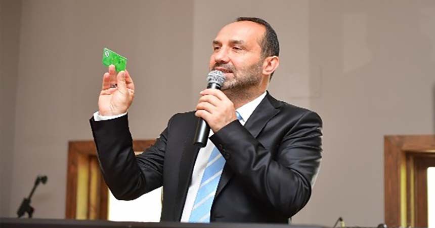 Çöpü getir, ekmeği götür