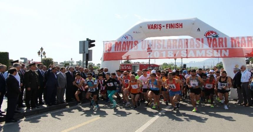 19 Mayıs Maratonu koşuldu