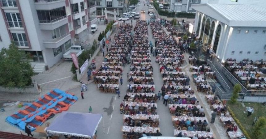 3 bin kişilik iftar