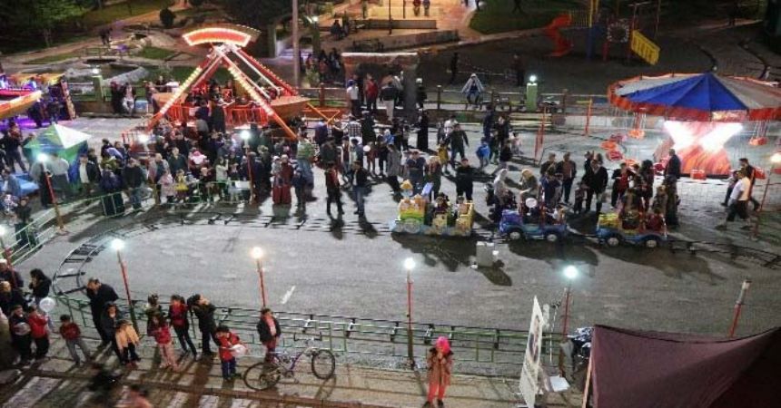 Kavak'ta lunapark sevinci
