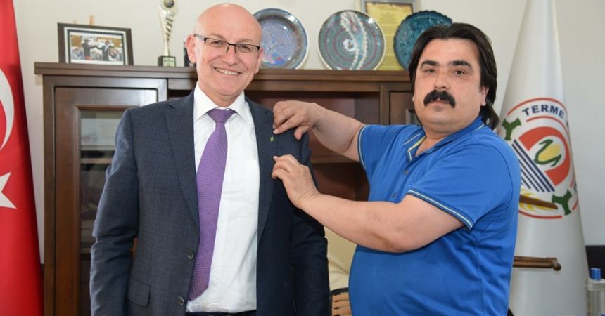 Kul TEMA gönüllüsü