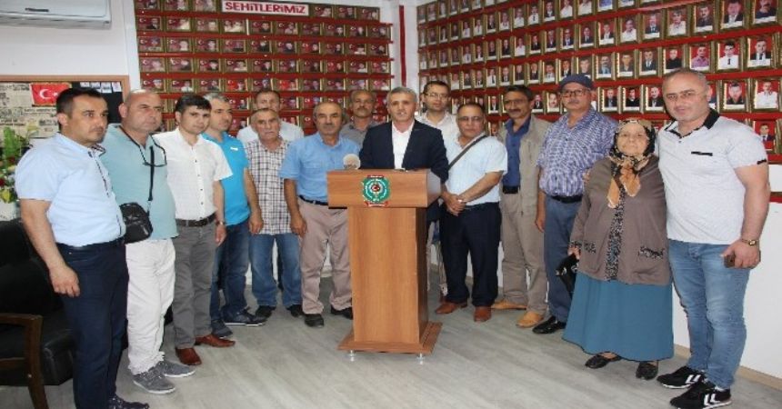 'Hainlerin kökü kazınsın'