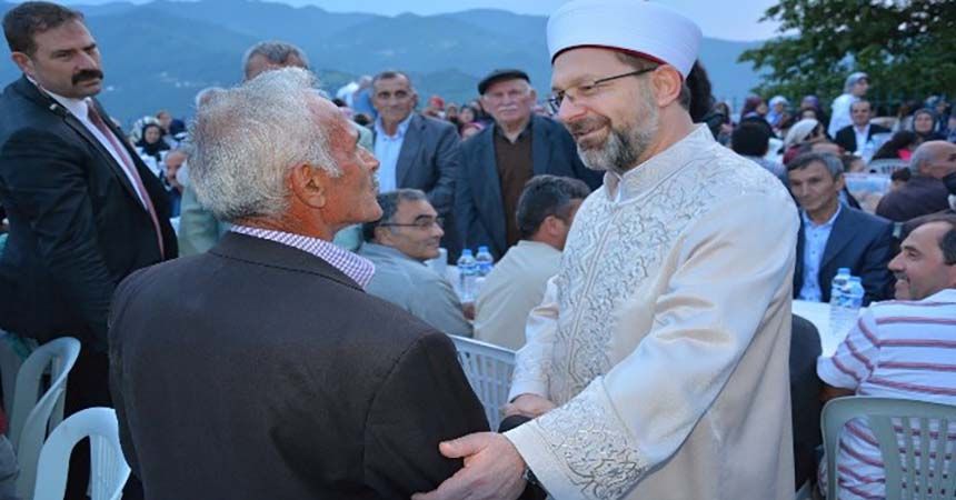 Diyanet İşleri Başkanı memleketi Kabadüz'de
