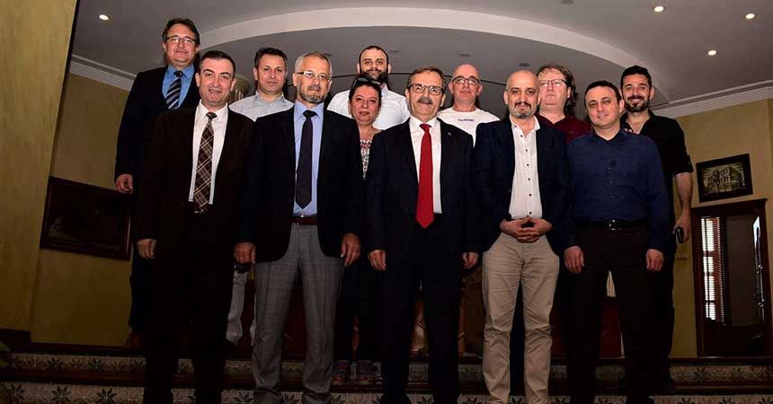 Gazetecilerden Şahin'e ziyaret