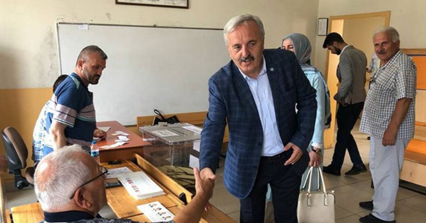 İYİ Parti'den Bedri Yaşar seçildi
