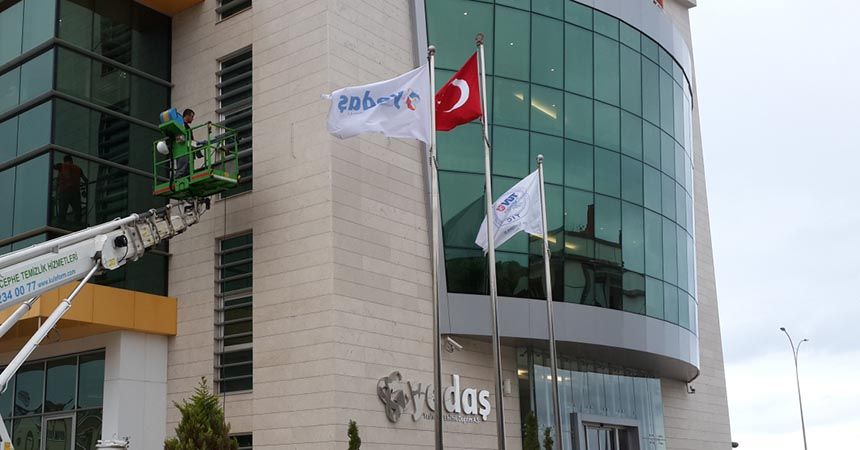 YEDAŞ'ın dağıtım hattı sıcaklara dayanamıyor