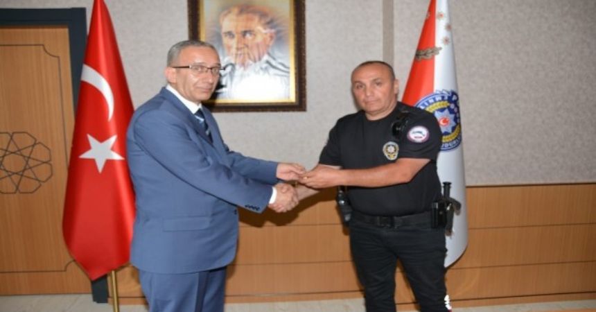 Başarılı polislere ödül