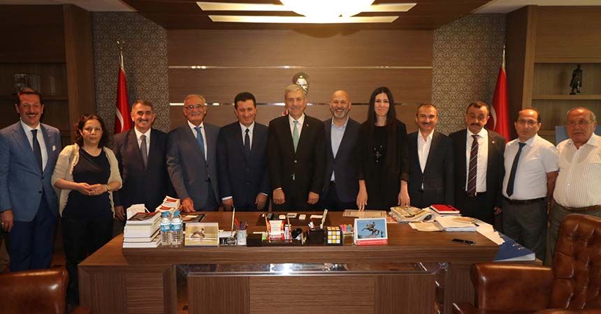 Mazbatalarını aldılar