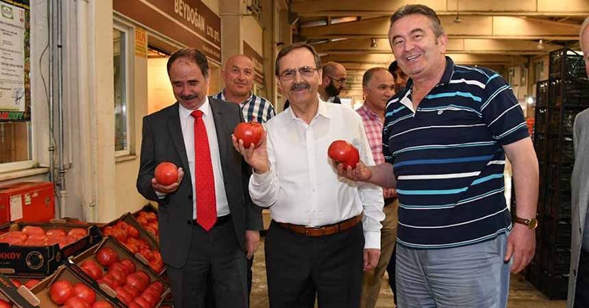 Şahin, esnafın sorunlarını dinledi