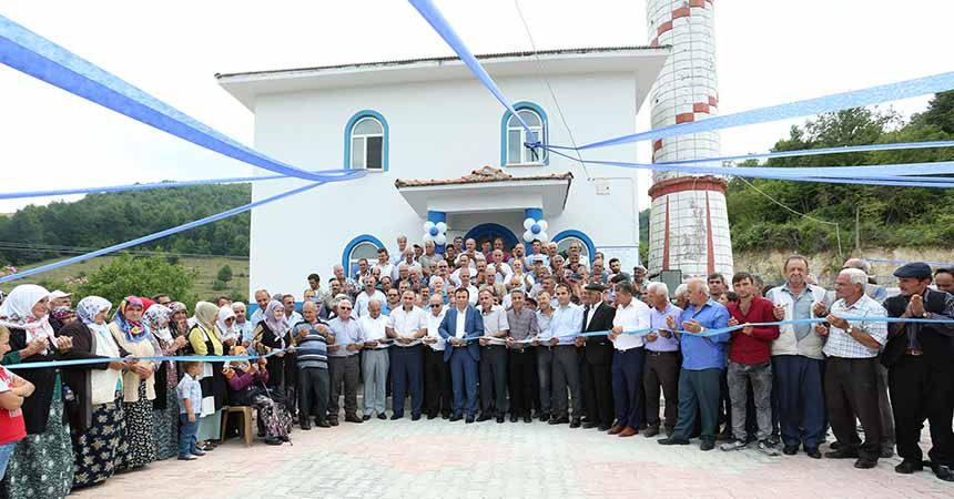 Canik'te camiler yenileniyor
