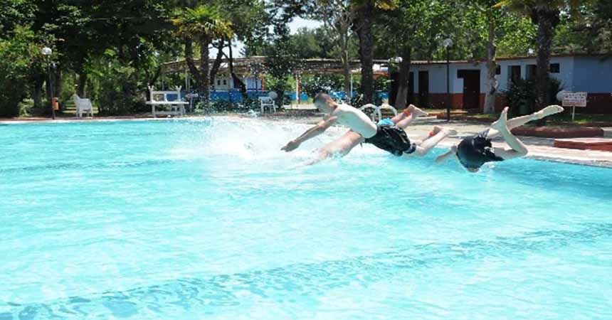 Turistik tesislere ziyaretçi akını