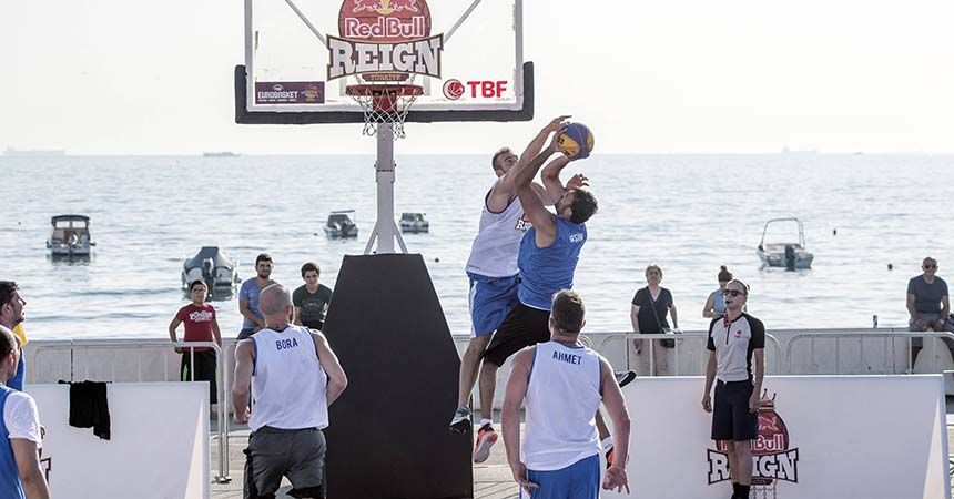 Samsun'da sokak basketbolu heyecanı