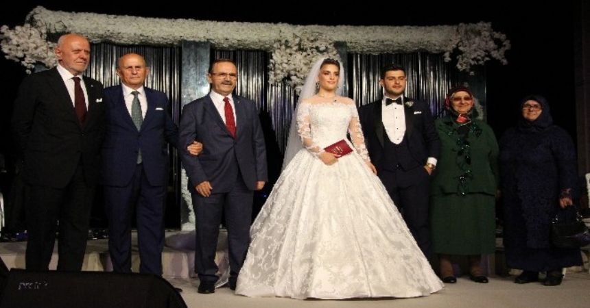 Yeşilyurt ailesinin mutlu günü