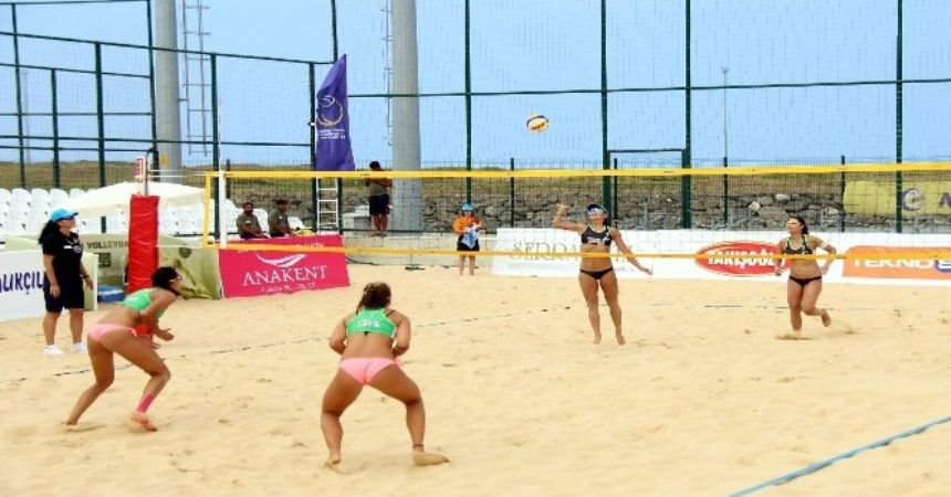 Plaj Voleybolu Dünya Turu Samsun’da başladı