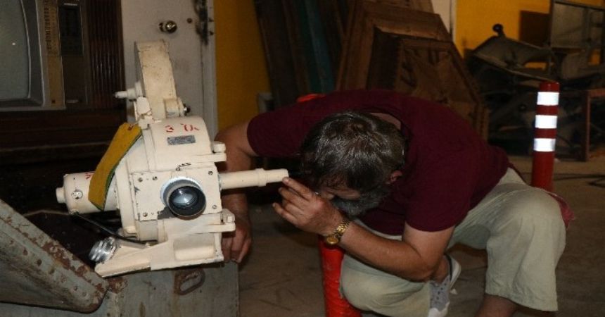 Kovboy filmlerinin kamerası satışta