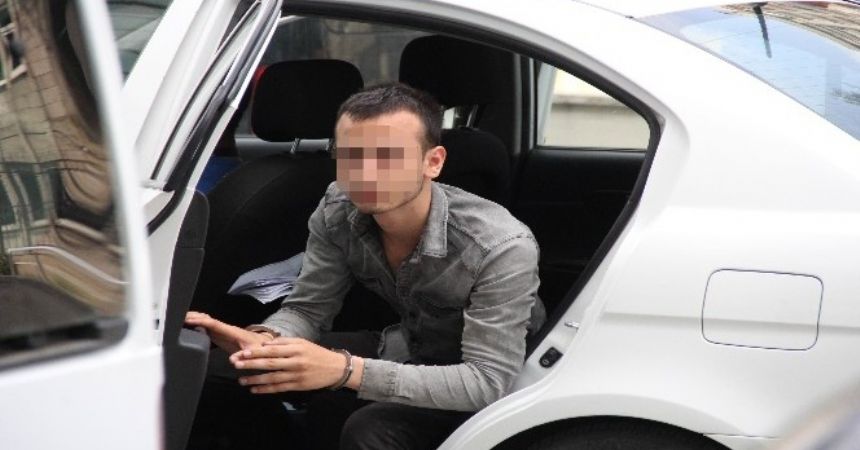 Yedek anahtarla çaldı, kameraya yakalandı