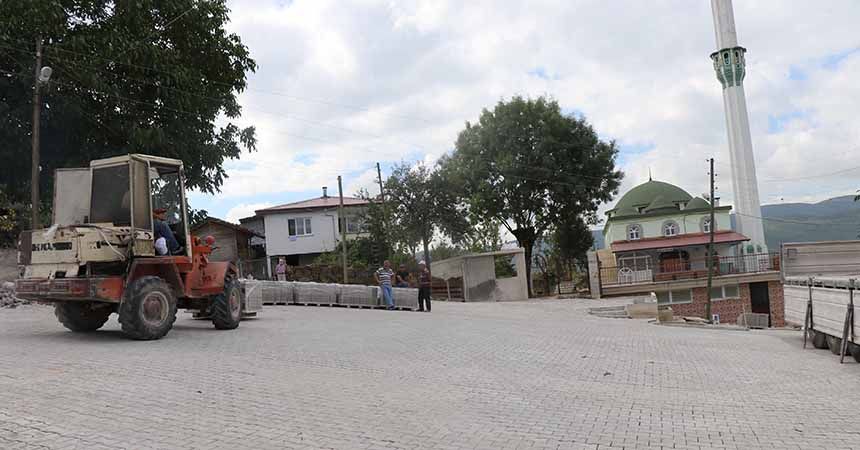 Sarıcaoğlu'na hizmet teşekkürü Sarıcaoğlu'na hizmet teşekkürü