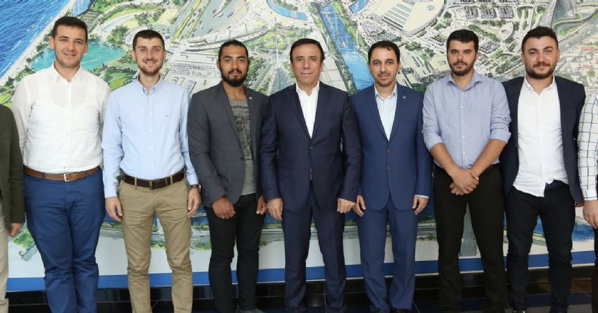 Genç: Milli gençlik istiyoruz