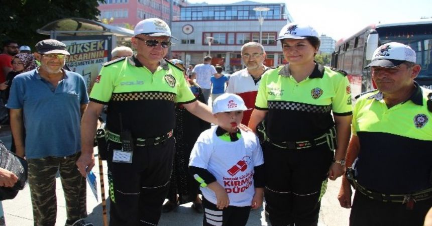 Hatalı sürücüye kırmızı düdük