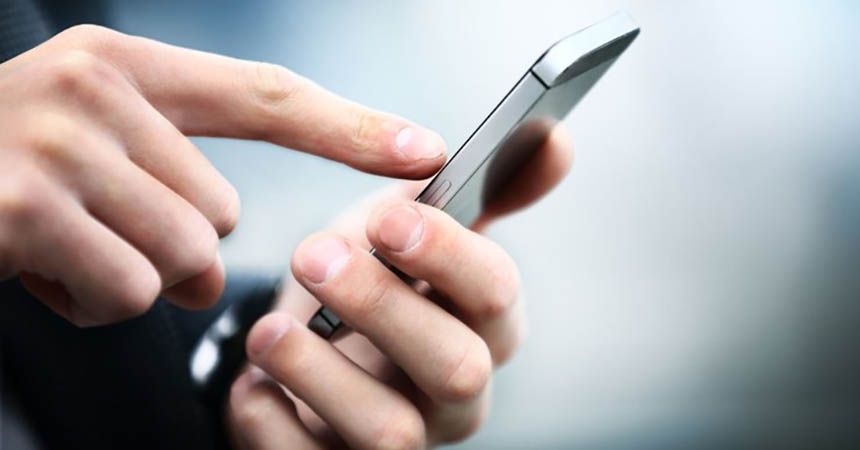 Telefonlarına gelen mesajı görenler şoke oldu! Telefonlarına gelen mesajı görenler şoke oldu!