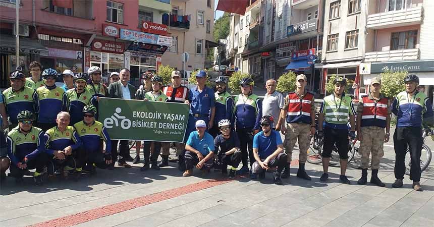Temizlik Günü'nde çöp topladılar
