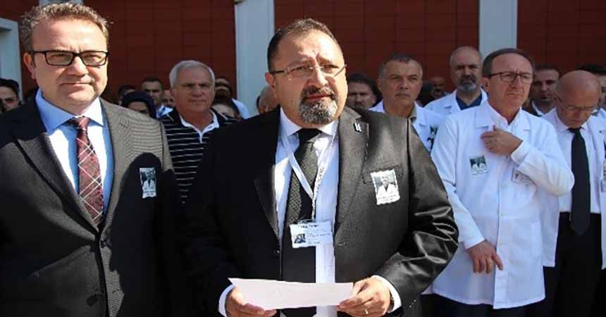 Öldürülen doktor için tören
