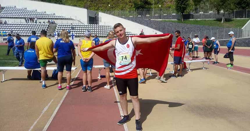 Canikli sporcudan Dünya rekoru