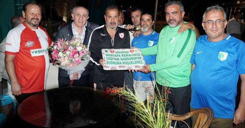 Samsunspor'a çiçekli karşılama