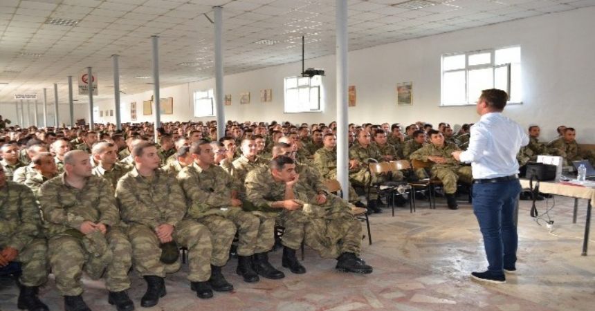 Kadına şiddete hayır