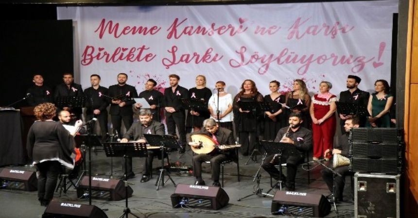 Kanserle savaş korosu