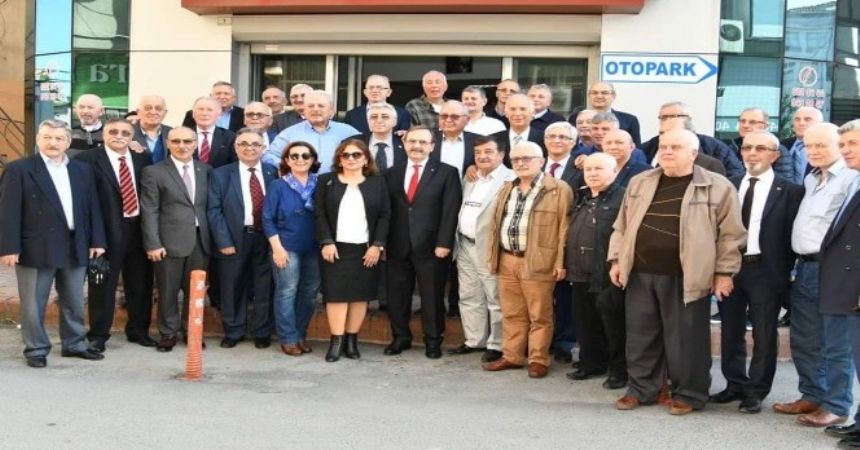 Lise arkadaşları yıllar sonra buluştu