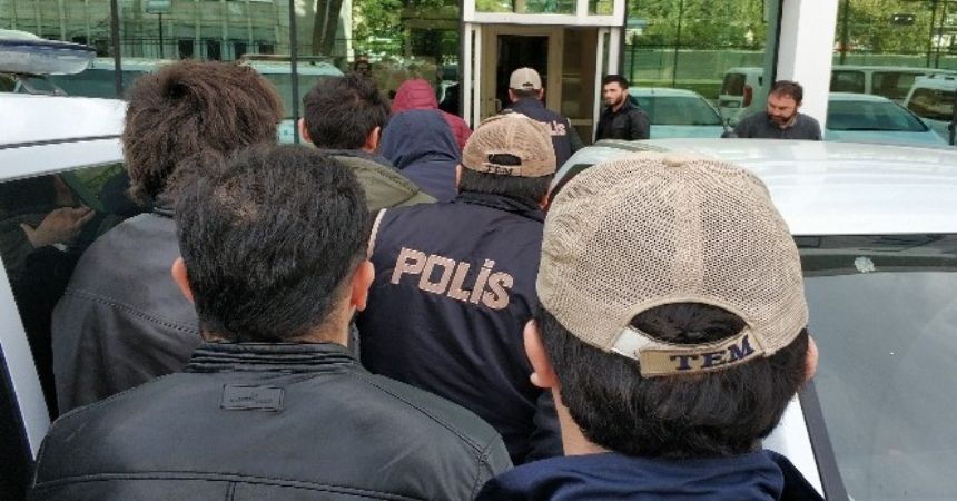 FETÖ'den 3 asker tutuklandı