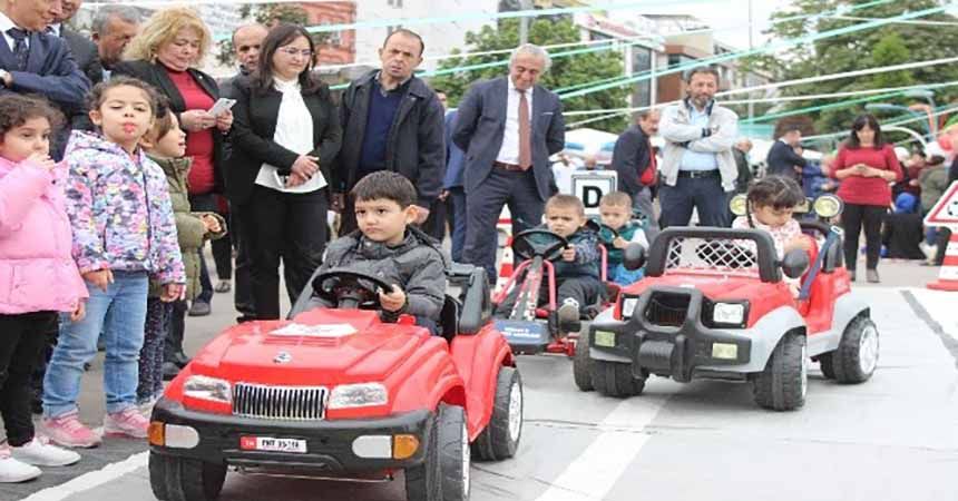 Giresun'da öğrenme şenliği başladı
