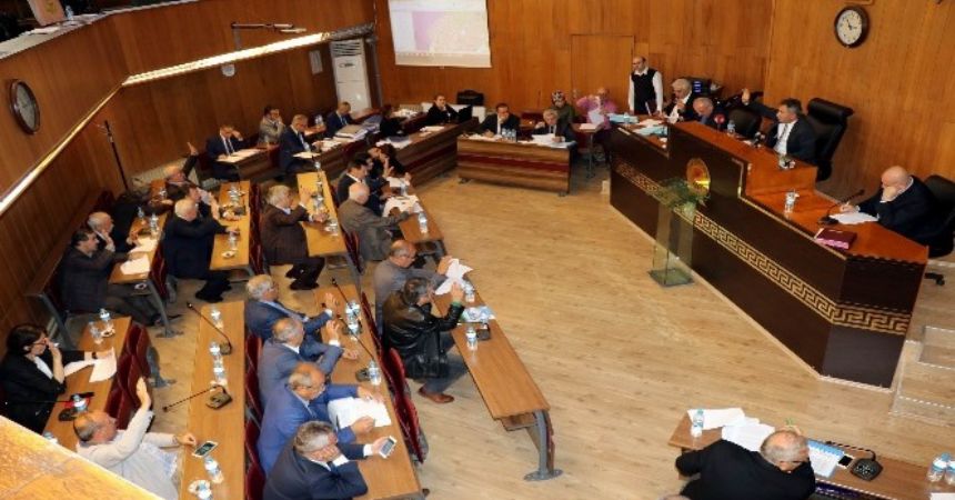 2019 bütçesi komisyondan geçti