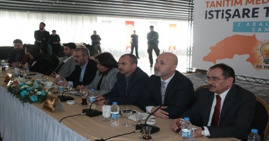 AK Parti'de istişare günü