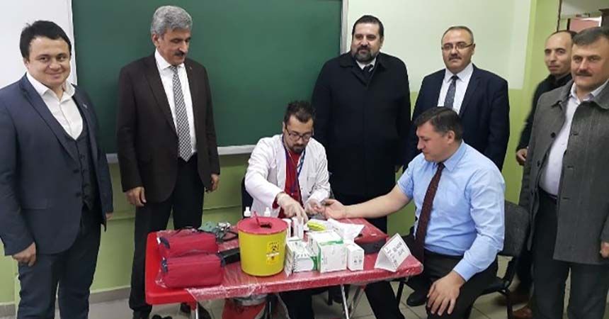 Vezirköprü'de kan verip sağlık aldılar