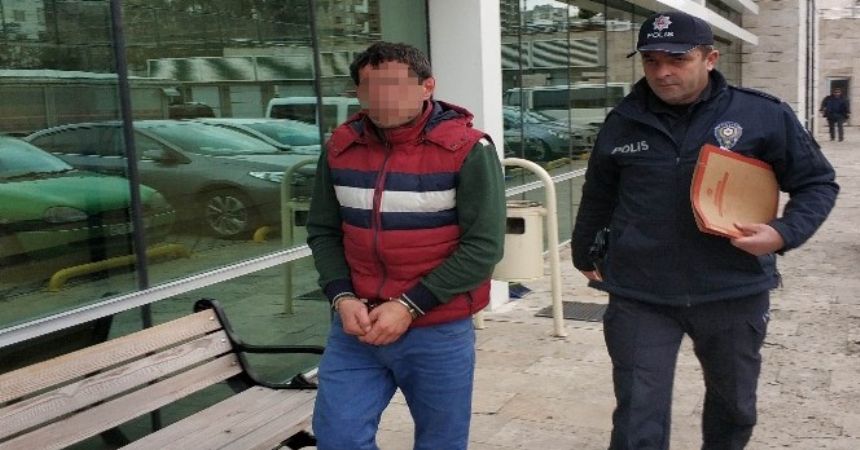 Boşandığı karısını tehdit etti