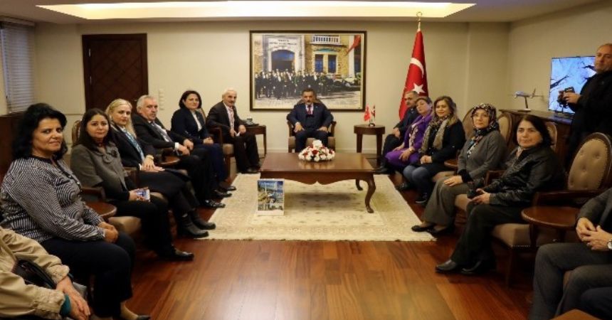 Muhtara danışmadan olmaz!