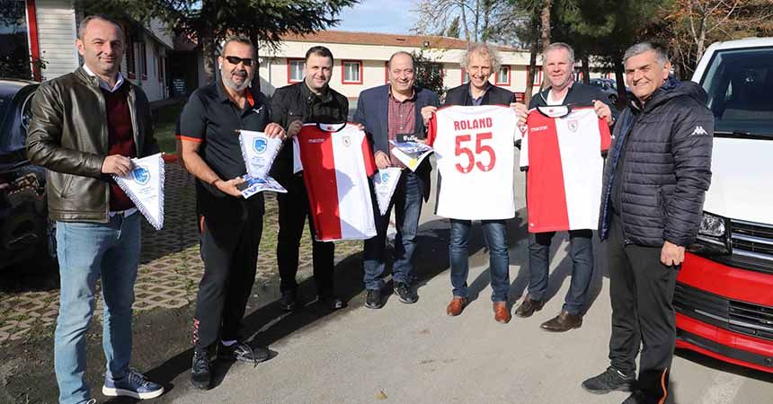 Cenk ekibi Samsunspor altyapısını inceledi Cenk ekibi Samsunspor altyapısını inceledi